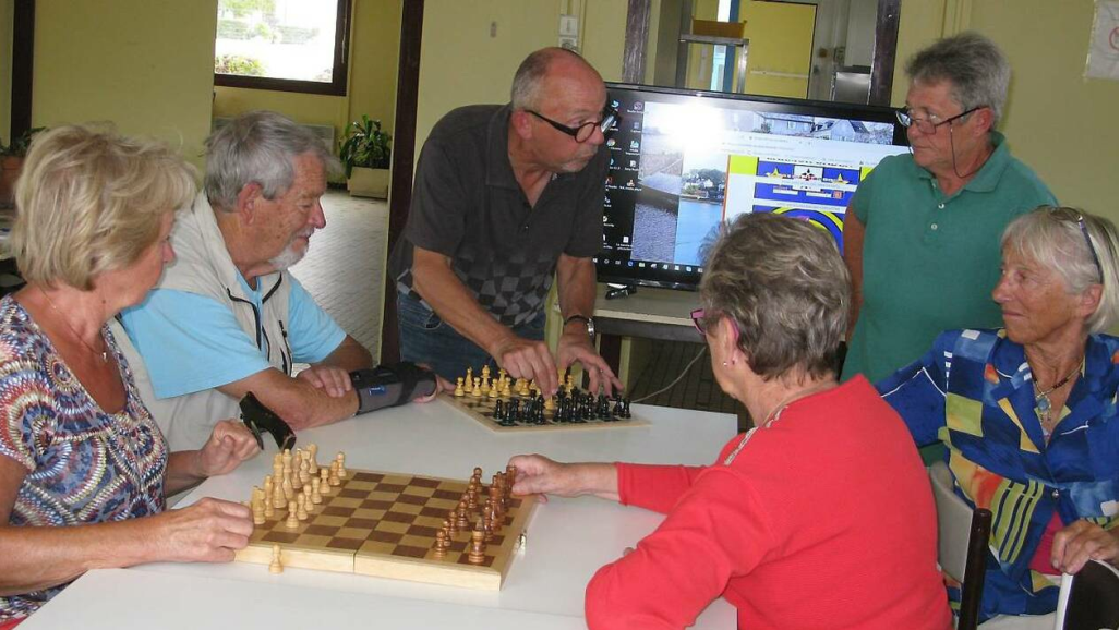 les échecs, une nouvelle activté aux Ateliers de Larmor